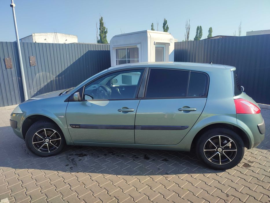 Veazarii auto Renault