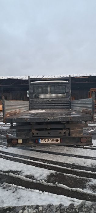 Vand Nissan Atleon 120