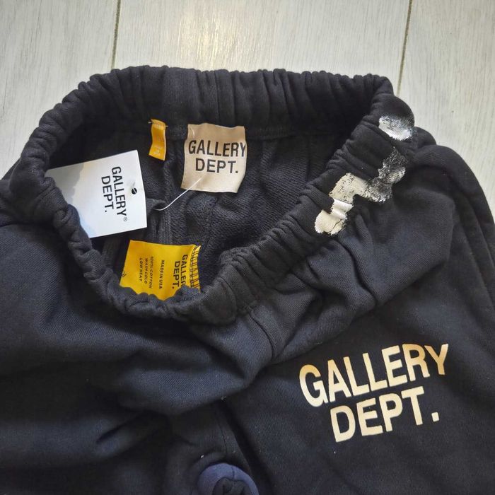 Pantaloni Gallery Dept (S) Noi cu eticheta