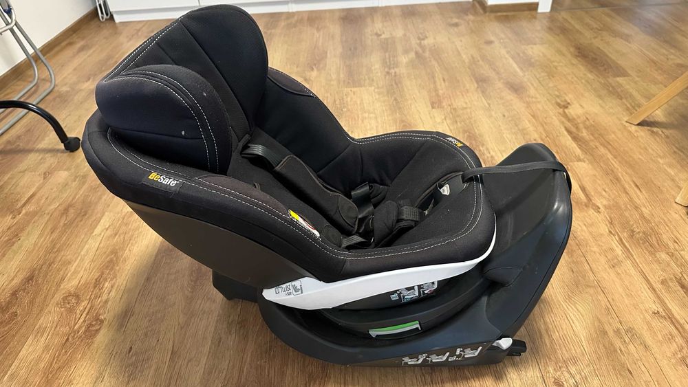 Scaun auto rotativ BeSafe iZi Twist B i-Size (40-105 cm)-Negru Premium