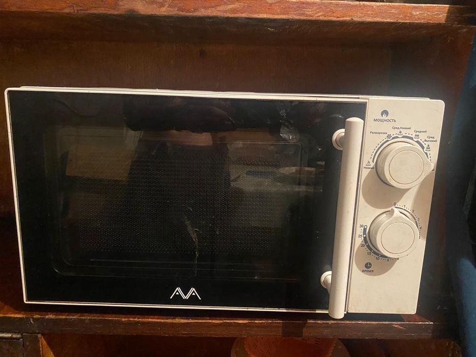 Продам микроволновую печь