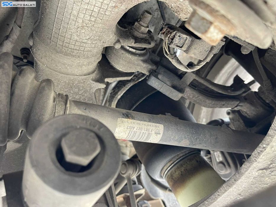 Planetara Stanga Spate BMW Seria 5 F10 F11 520 2.0 i 2009 - 2017 Cod 7581027 [C5320]