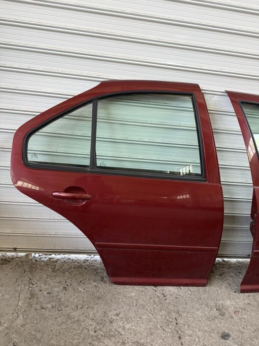 Vw Bora  Бора врати