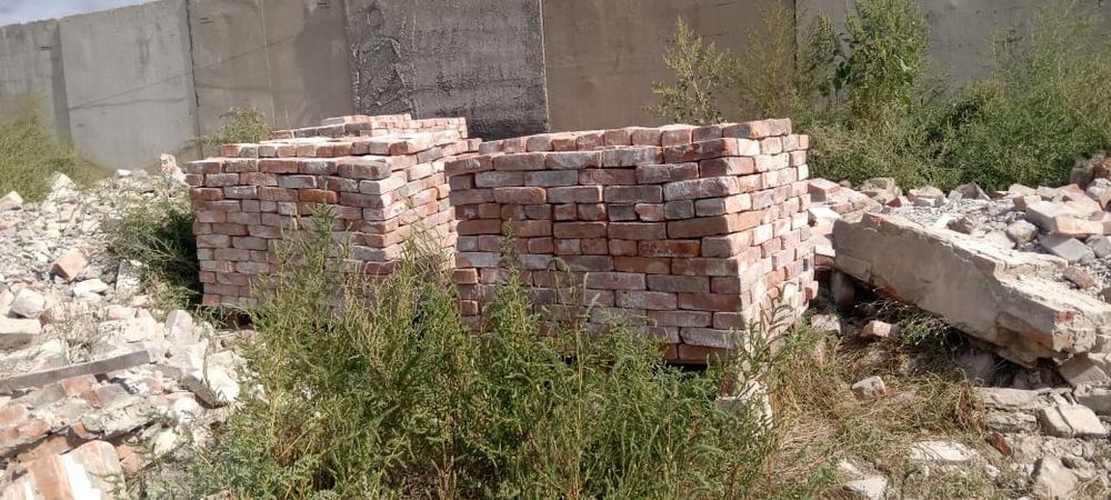 Продам красные кирпичы для печи