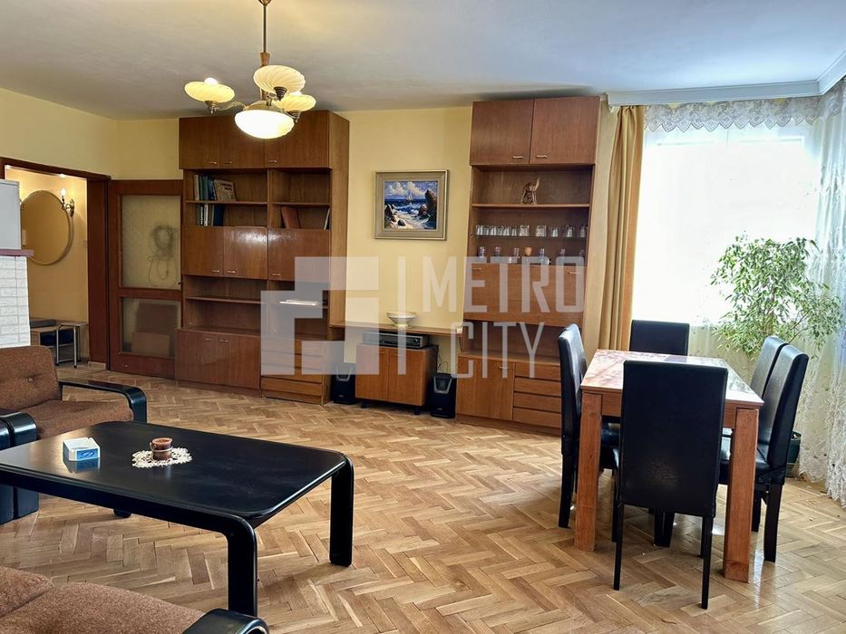 Продава се Тристаен апартамент в София, Изгрев - 86 кв.м за 3954 €/кв.м - Снимка #4