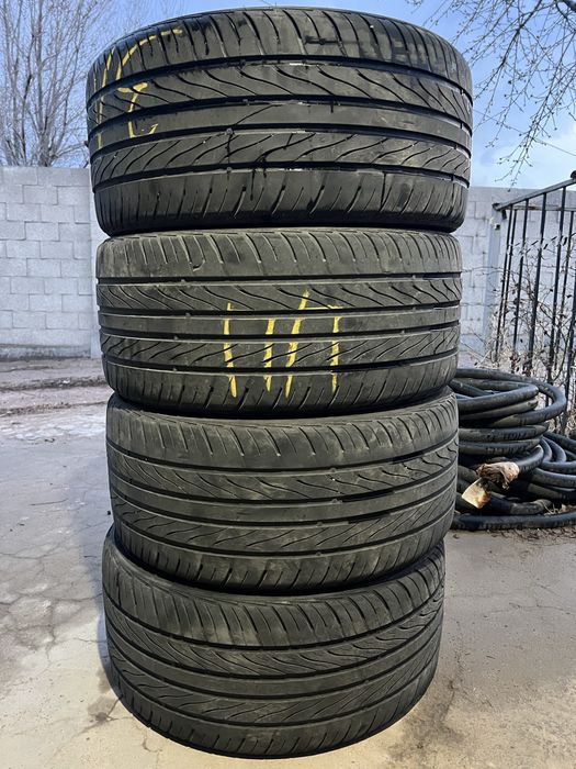 Продам комплект летней резины 19r