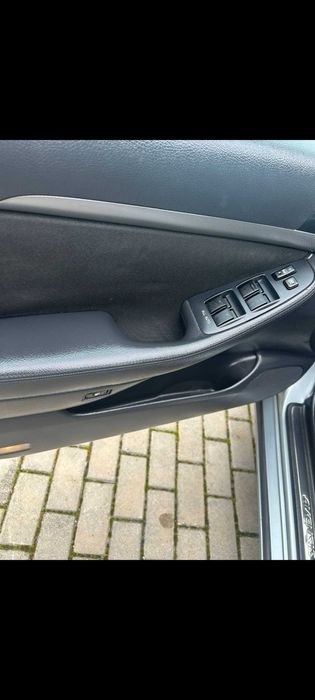 Toyota Avensis 2008 2.0 diesel 130кс 4D4 перфектно състояние обслужен