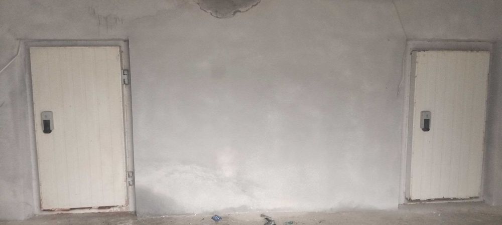 Noturar bino sotiladi