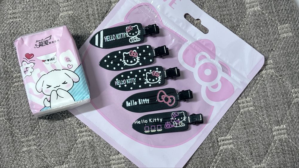 Милые заколки с Hello kitty