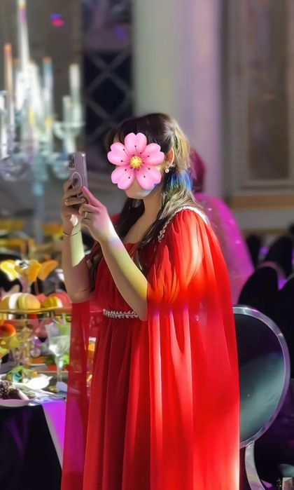 Идеальный холатдаги вечерний койлак сотилади