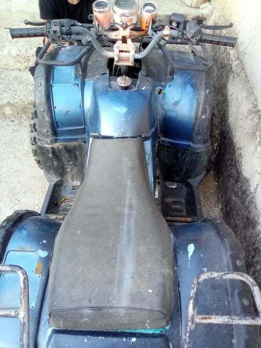 Vând  ATV stricat de  250cc