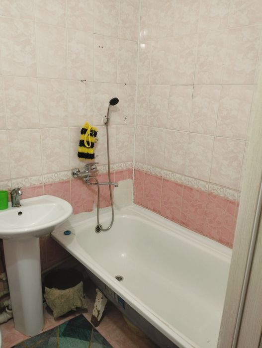 Сдается посуточно 1 ком квартира.