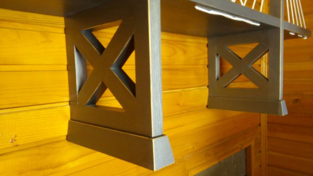 Декоративная полка.