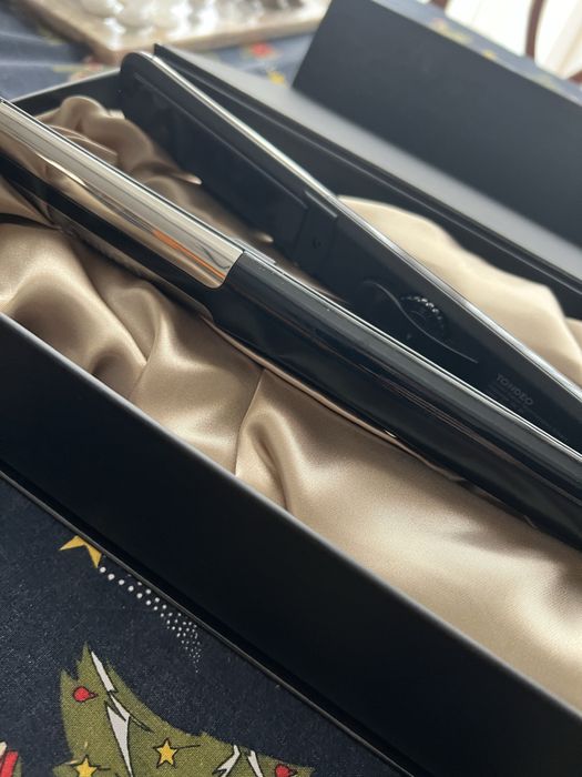 Placa de indreptat parul profesionala - Tondeo Cerion Curve