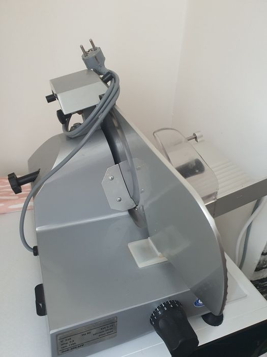 машинка за рязане на колбаси