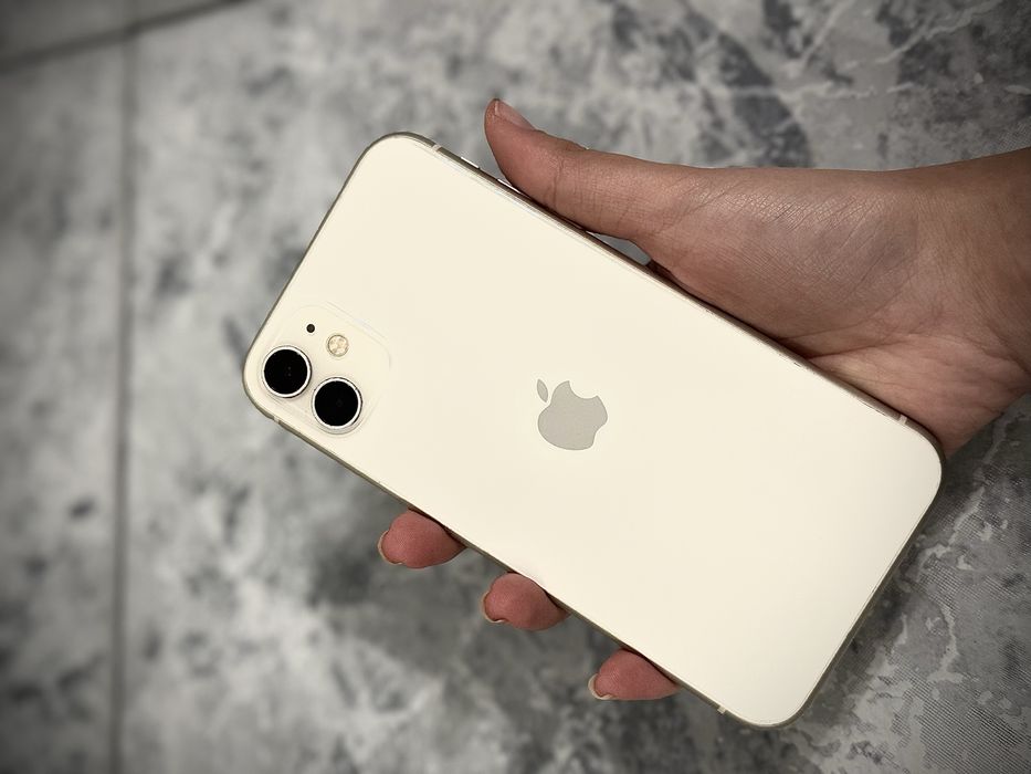 Iphone 11 , 64GB