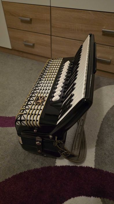 Акордеон Hohner Atlantic IV N De Luxe