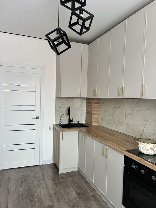 Продам трех комнатную квартиру