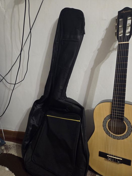 Детская гитара любительская