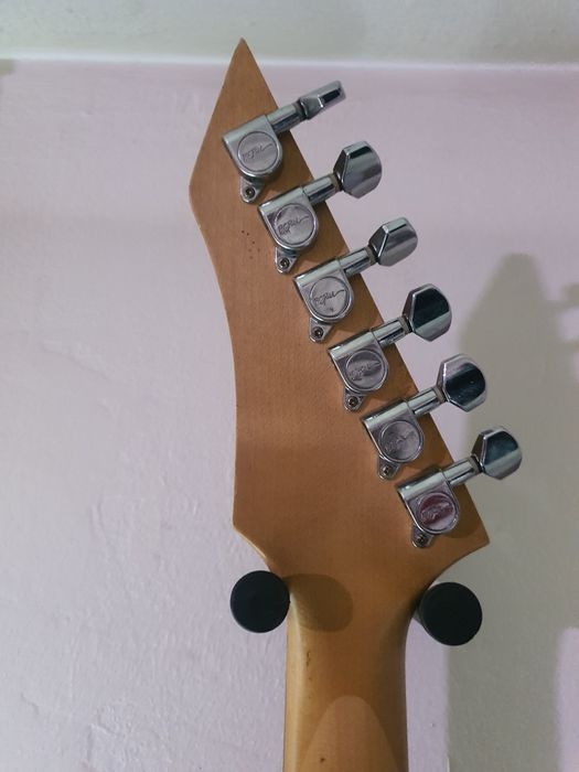 B.C Rich Warlock chitara electrica