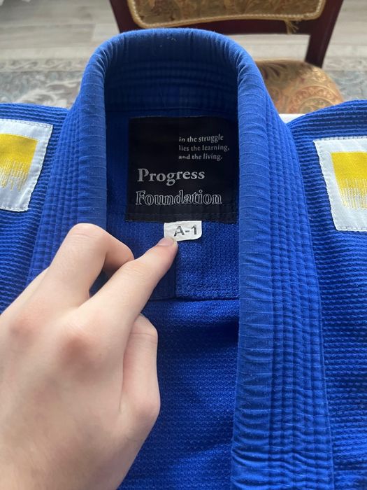 Продам кимоно progress