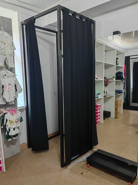 Продам мебель в бутик