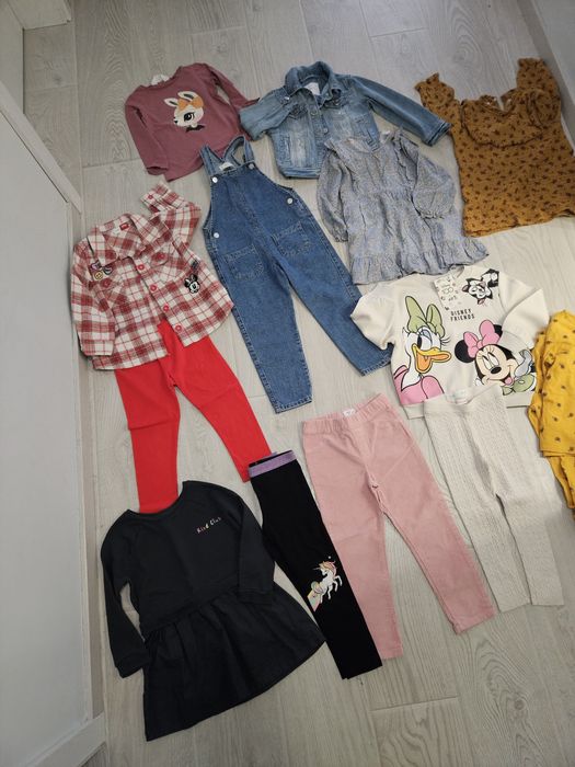 Дрехи за момиченце в нови или изключително запазени 104/110/116см