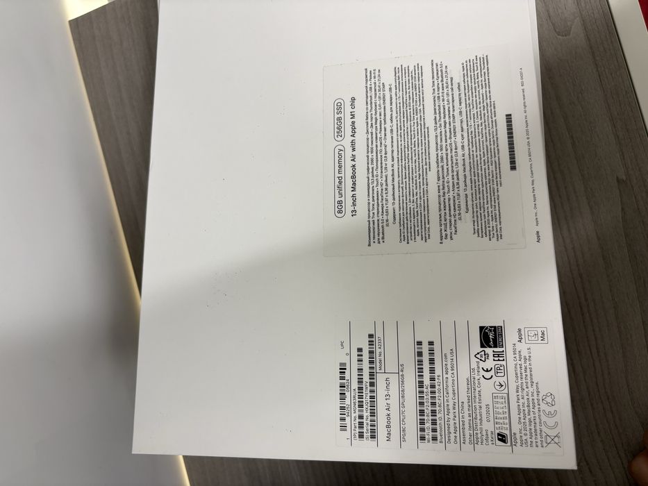Macbook Air M1 продам