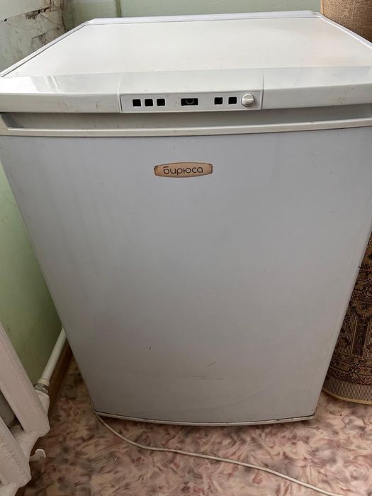 Продам два холодильника