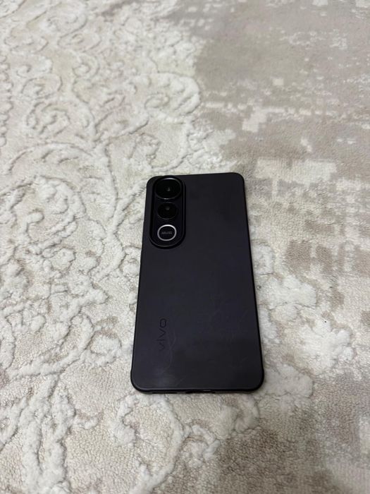 Продам телефону 3й месяц