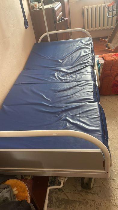 Кровать для лежачих