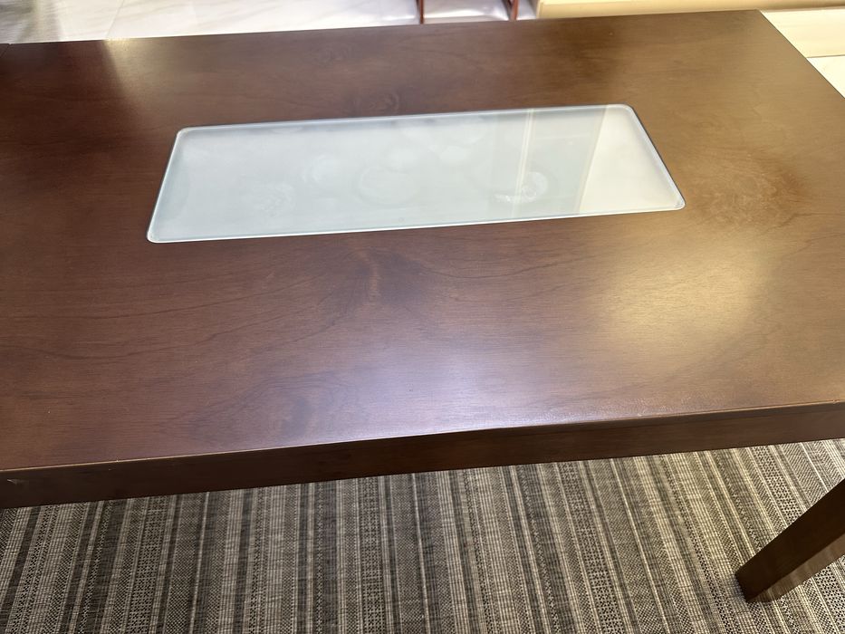 Стол со стульями производства Малайзия