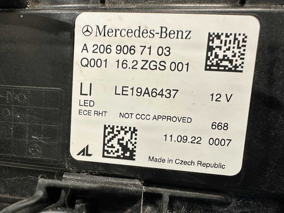 Фар фарове ляв Mercedes C klasse W206 Мерцедес 206 LED