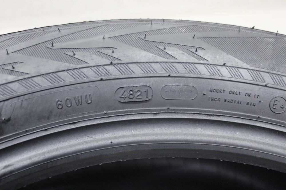 235/55-19 Nokian нова зимна гума