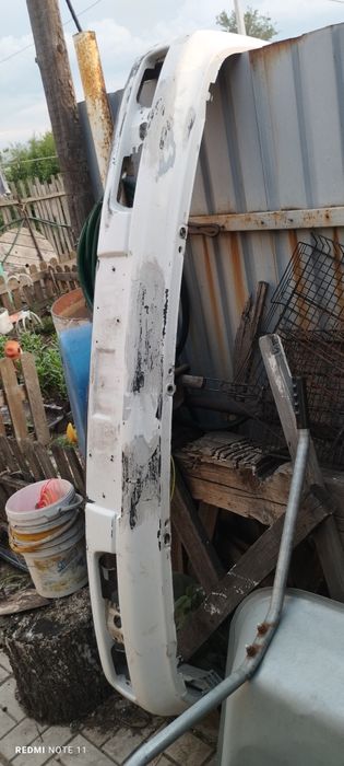 Продам оригинальный бампер передний гольф 3