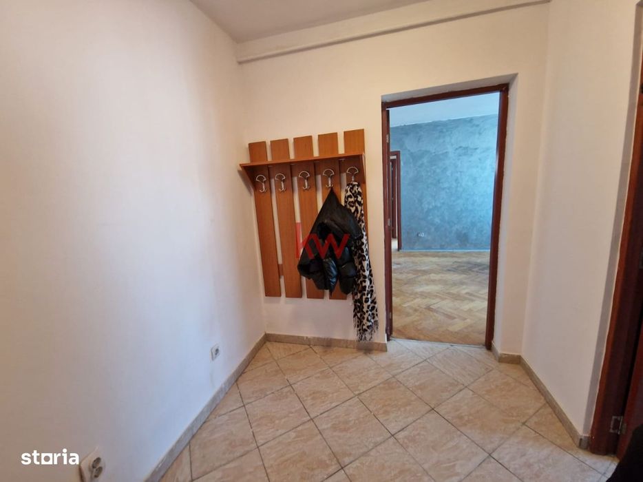 Apartament cu 2 camere in apropiere de Palas, semidecomandat, luminos,
