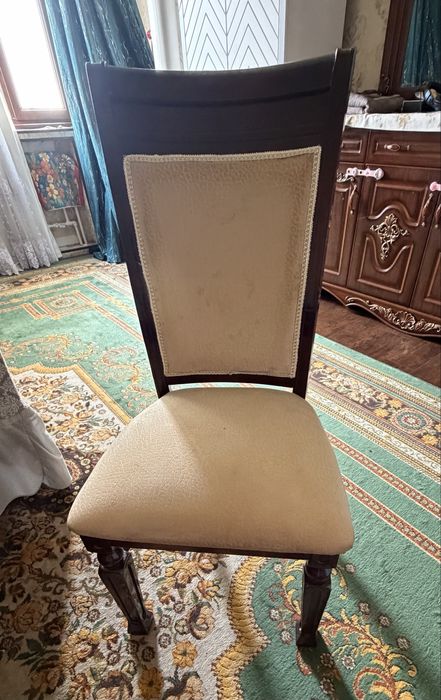 Стулья из ОРЕХА