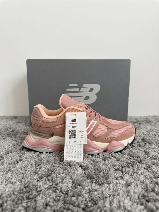 Adidasi New Balance 9060 Roz Dama