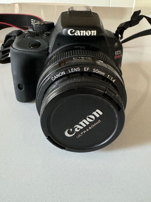 Фотоапарат Canon Rebel SL1 (100D) + обектив Canon EF 50mm f/1.4 USM
