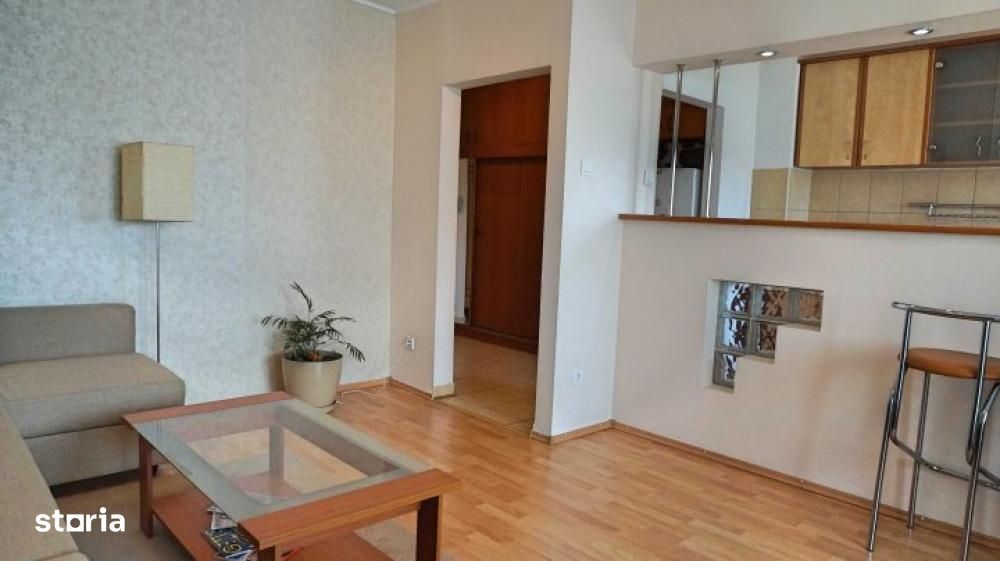 Garsoniera cu parcare Vitan Mall