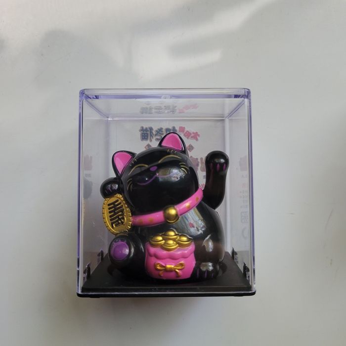 Lucky cat/pisica norocoasa mini solara 2 modele