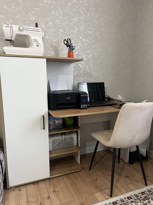 Продам  Компьютерные  и  Письменные столы  со  шкафом