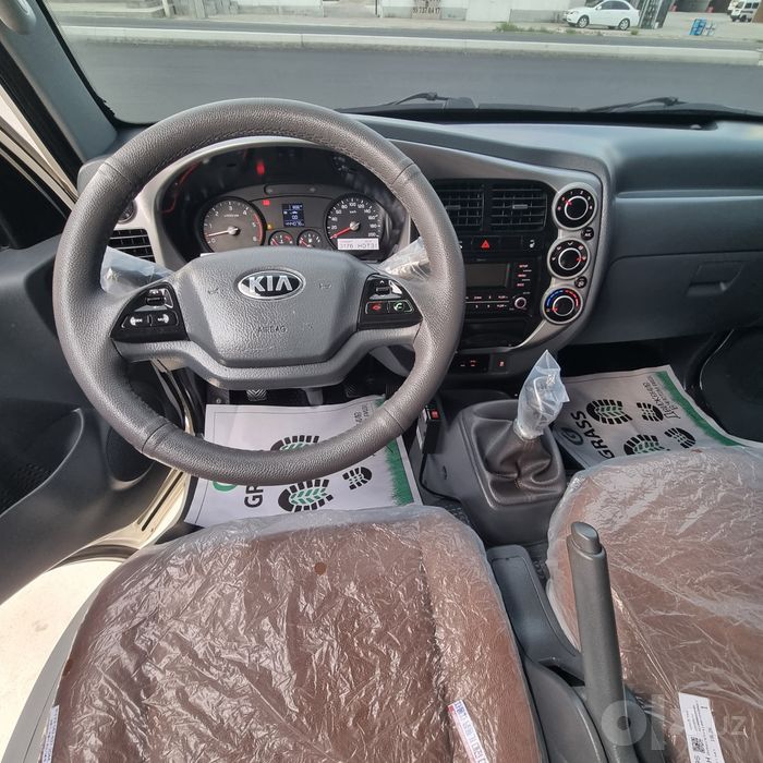 Kia bongo sotiladi 2018 yil 133 mator metan