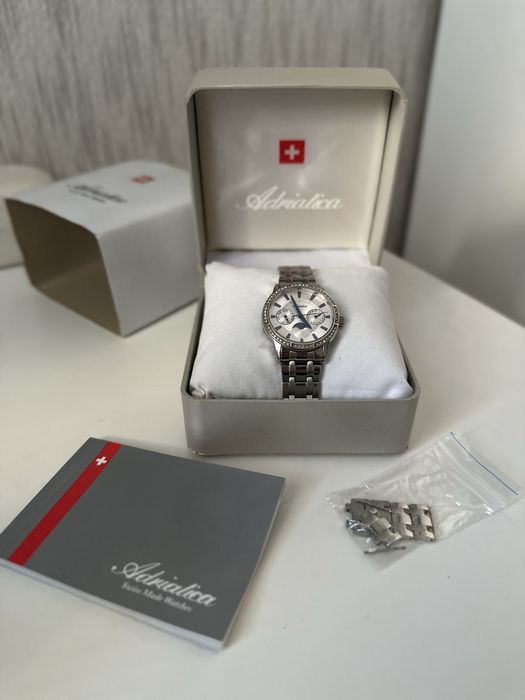 Швейцарские часы Adriatica