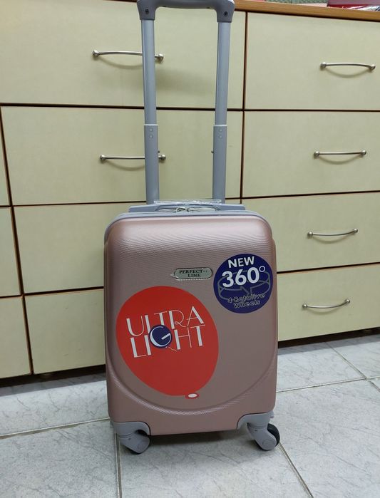 Нов Куфар за ръчен багаж-5 цвята, 40*30*20 см, с махащи се колела