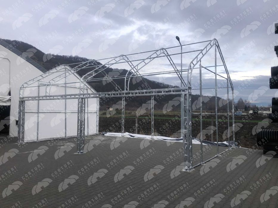 Cort industrial cu perete deschisă 6,1x9,76 metri