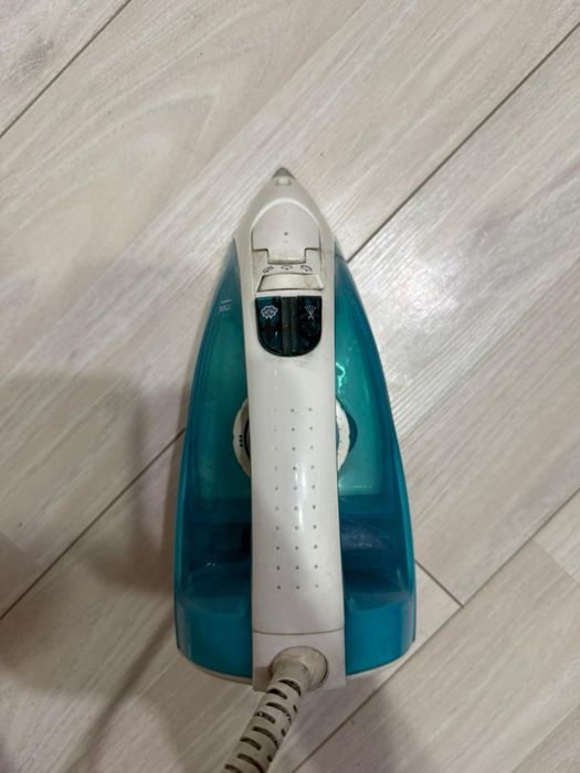 Продам утюг в хорошем состоянии