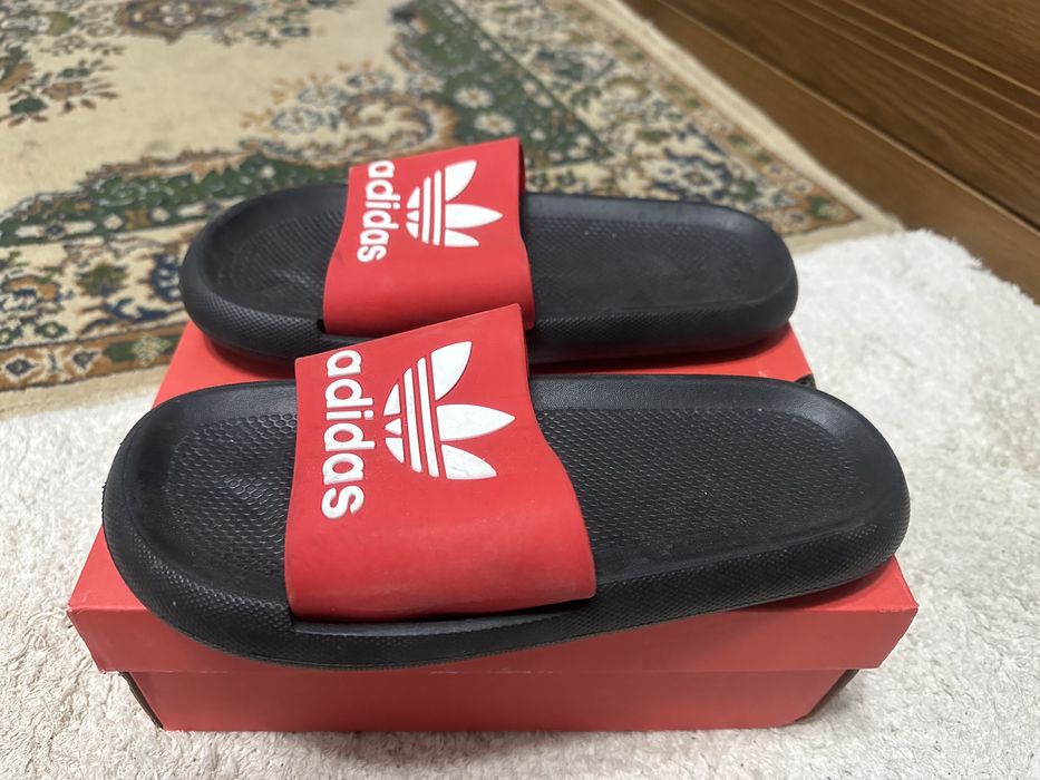 Продам шлепанцы