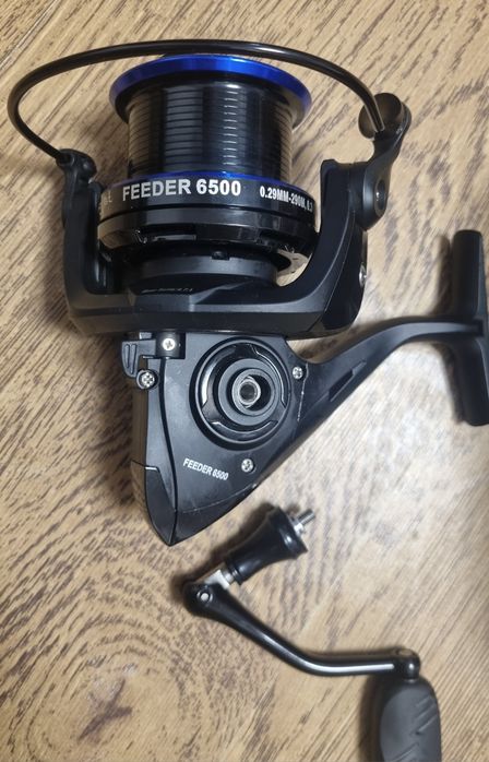 Mulineta Pro FL Strategist Feeder 6500 7rulmenti Model Nou