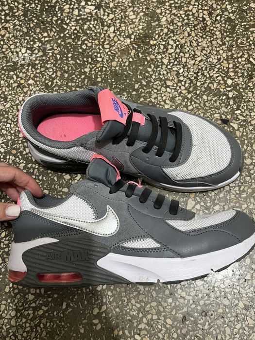 Adidasi nike air max